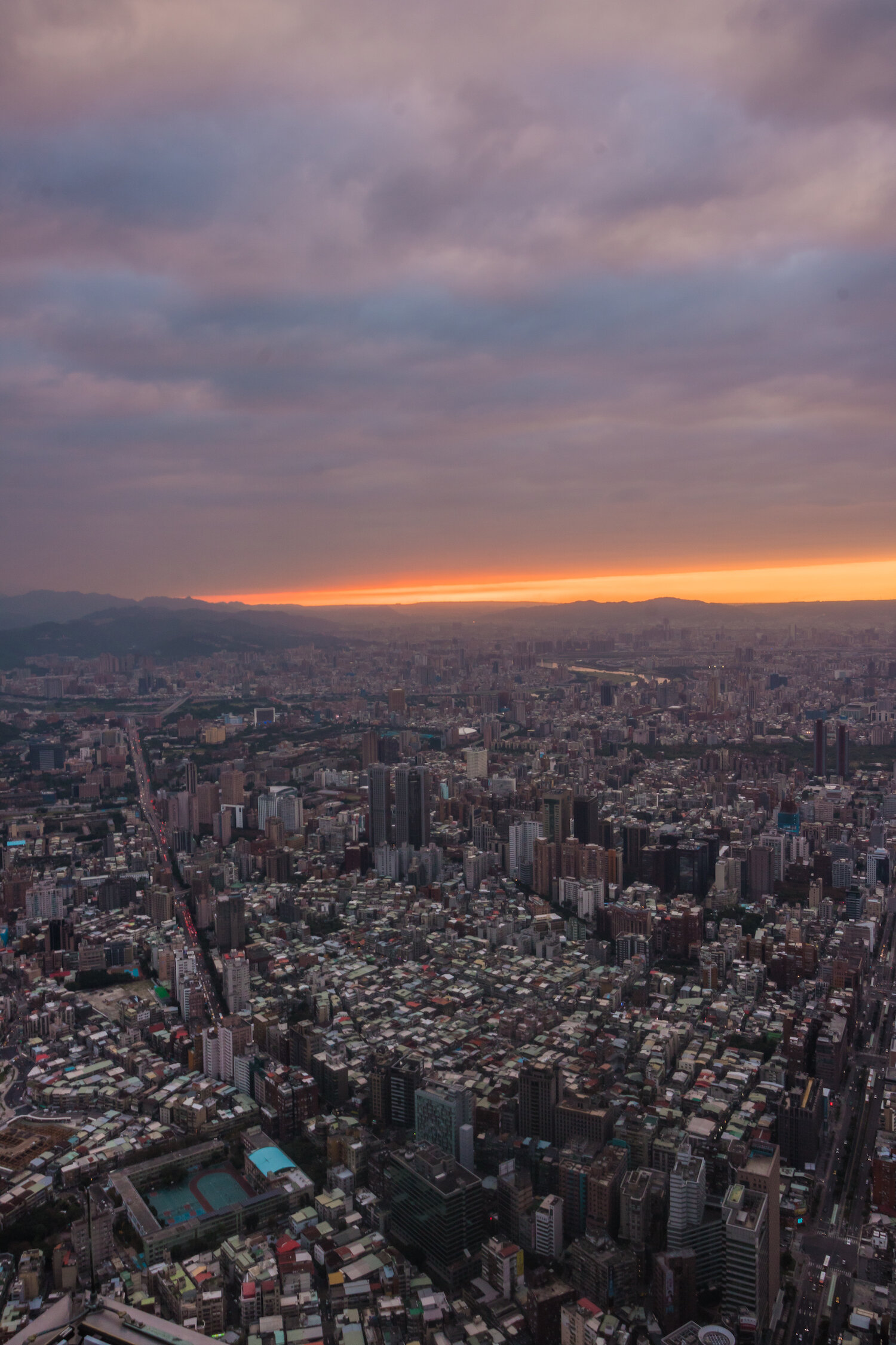 Ryan Hevern Taiwan Skyline 460 Taipei  (12 of 25) copy.jpg