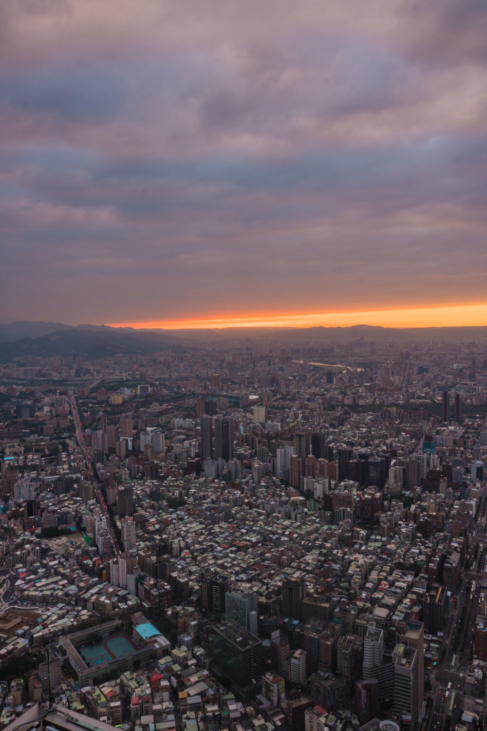 Ryan Hevern Taiwan Skyline 460 Taipei  (12 of 25) copy.jpg