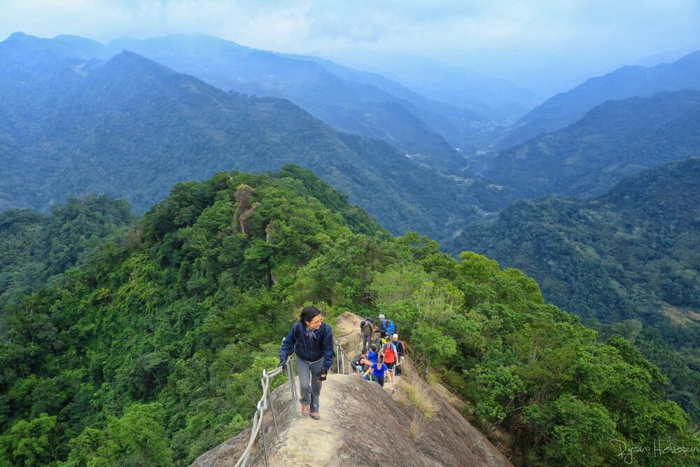 Wuliaojian-hiking-taiwan-adventure